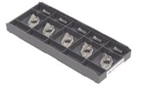 A set containing 5 APCR 1605..RP IC28 inserts and 5 clamping screws. Recommended when machining at high RPM.